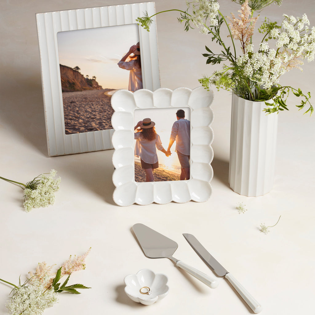 French Perle Scallop White 5x7 Photo Frame