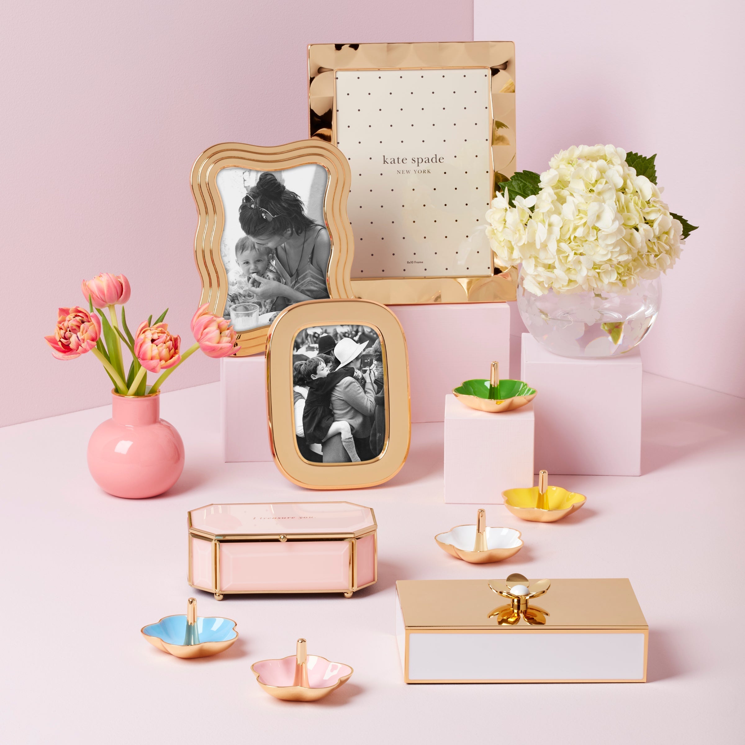 South Street Gold 5x7 Wavy Photo Frame